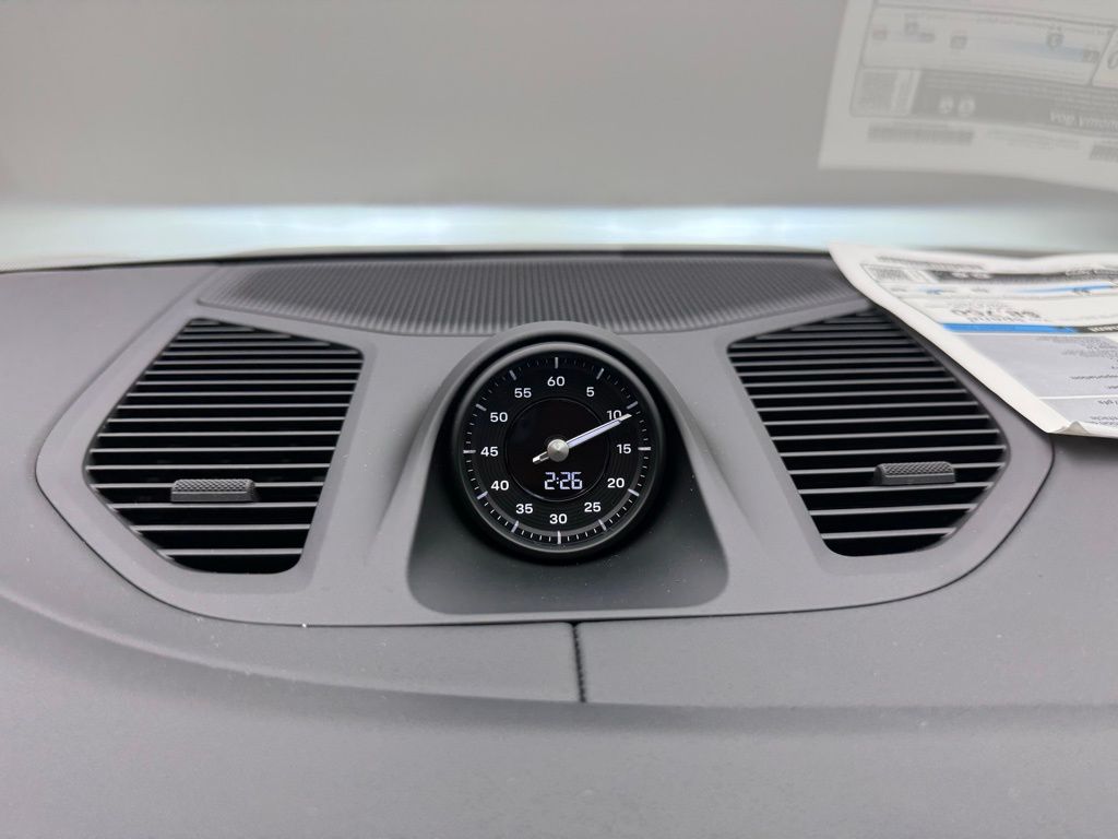 Thumbnail: 2026 Porsche  - 21