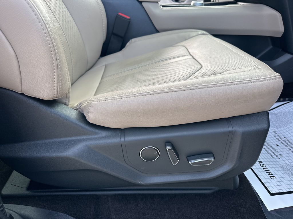 2023 Agate Black Metallic Ford Expedition Limited RWD SUV