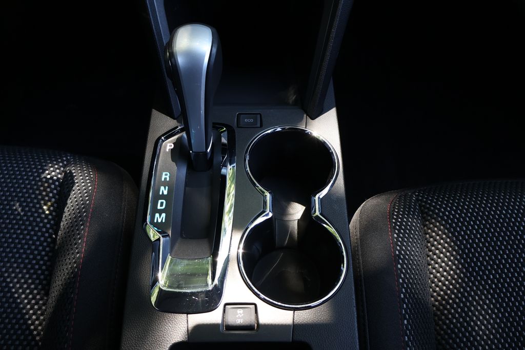 Thumbnail: 2011 Chevrolet Equinox - 18