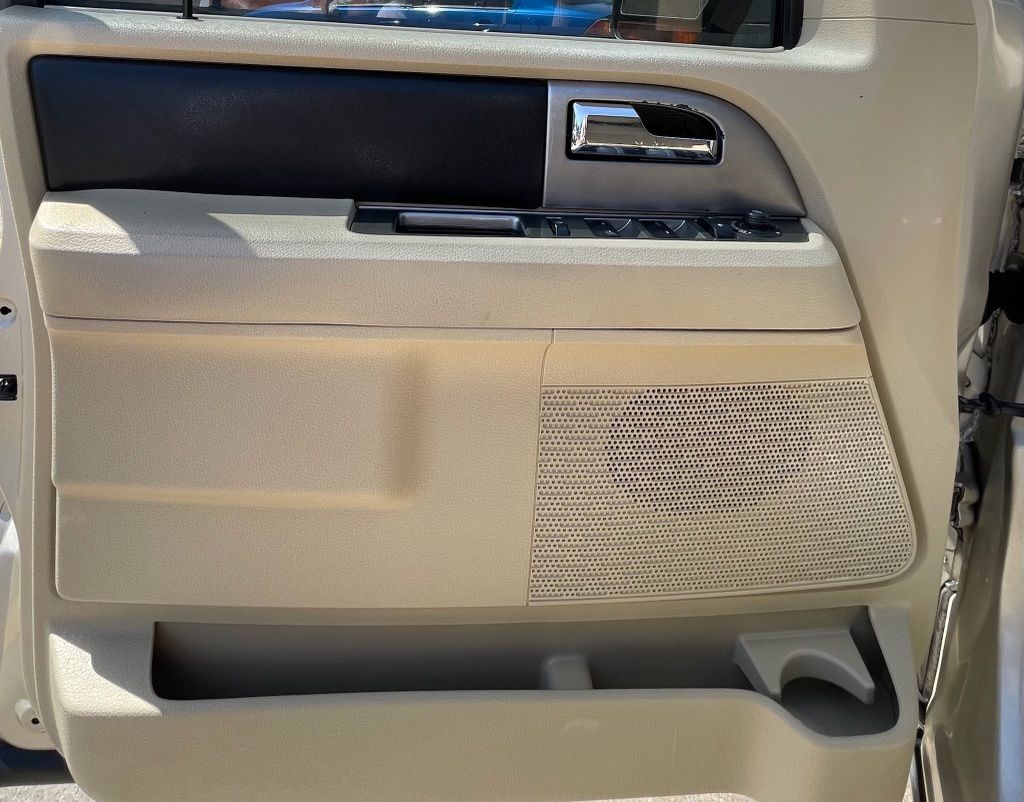 2017 Ford Expedition Limited Gold at Community Honda