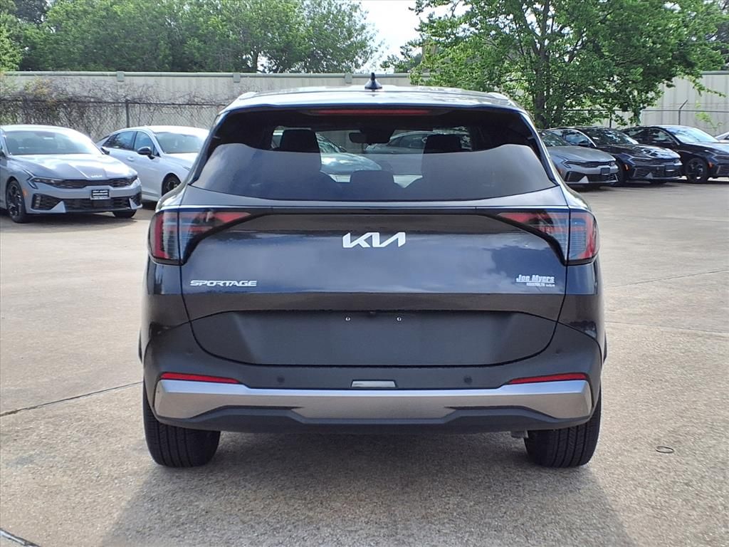 2026 Kia Sportage EX - 7