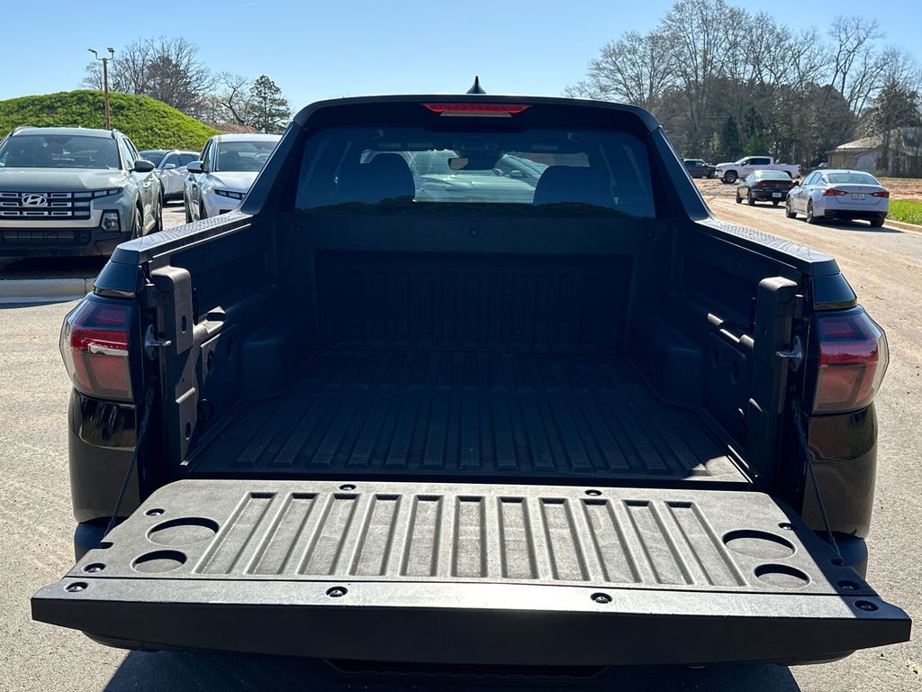 Used 2022 Black Hyundai SEL image 18