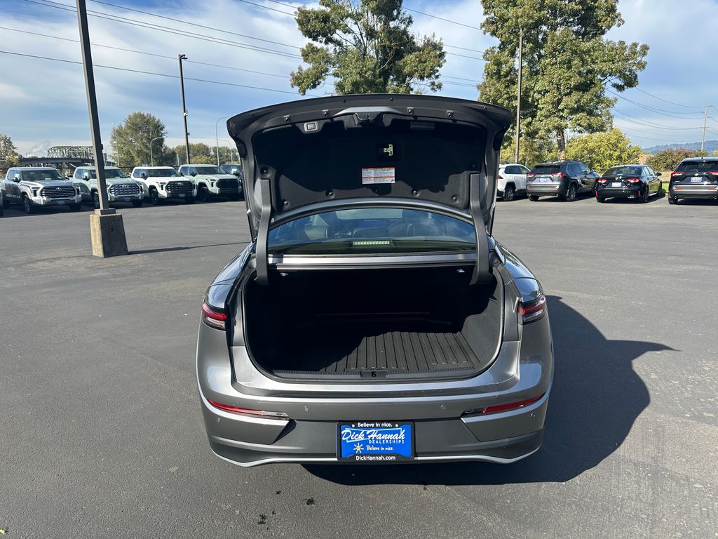 2026 Toyota Crown Platinum