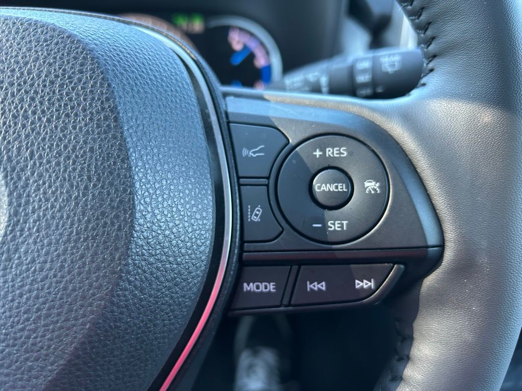 Thumbnail: 2024 Toyota RAV4 - 18