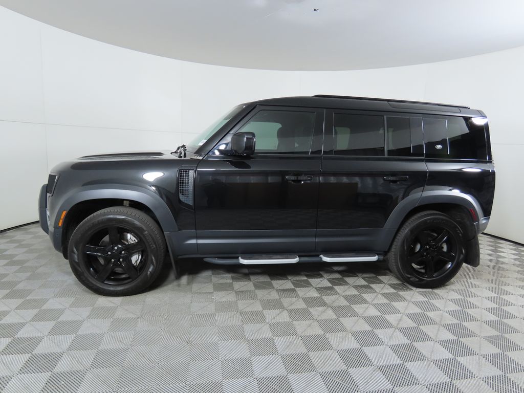 Thumbnail: 2023 Land Rover Defender - 8