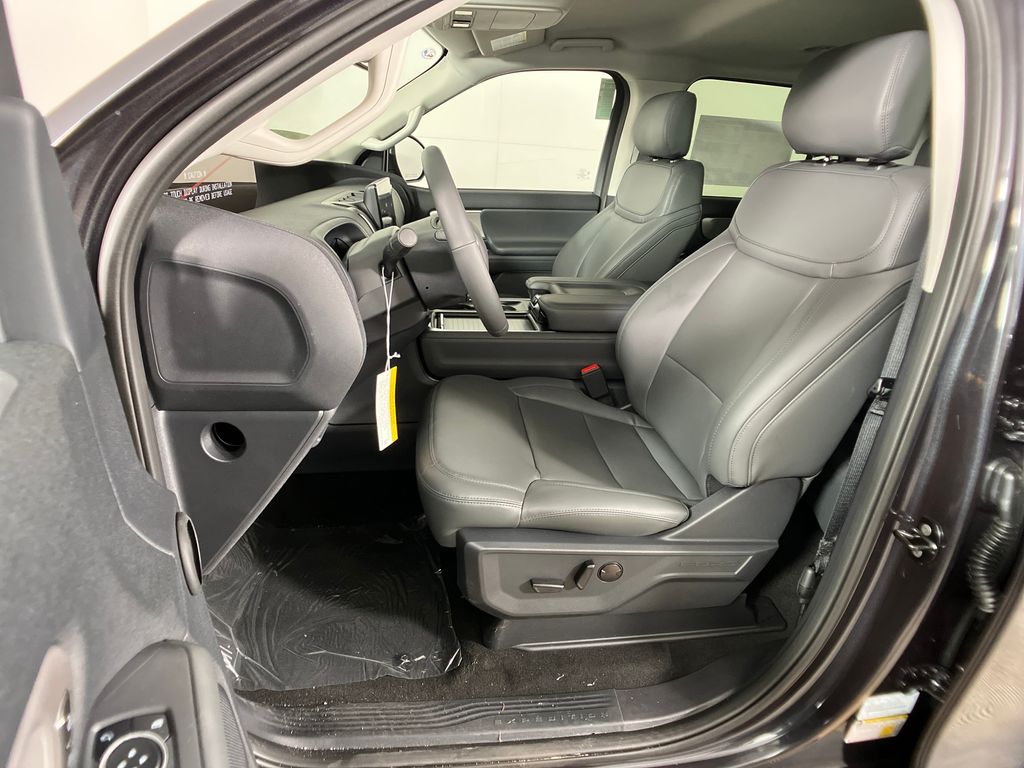 2026 Ford Expedition Active - Photo 29