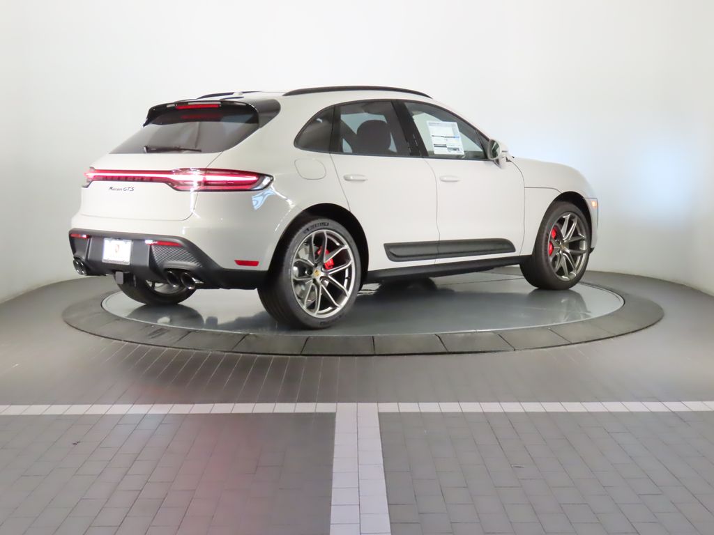 2024 Porsche Macan GTS 5