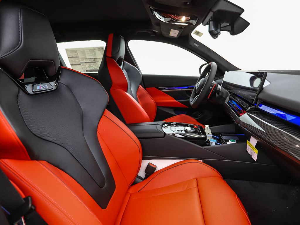 Thumbnail: 2027 BMW M5 - 32