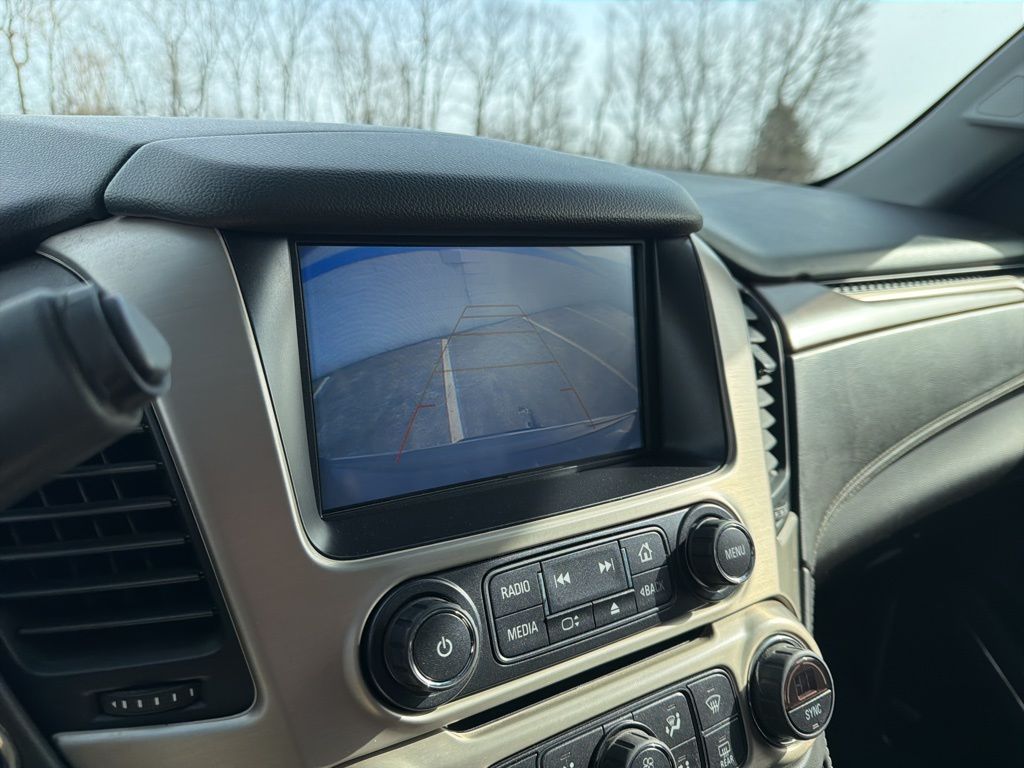 Thumbnail: 2019 GMC Yukon - 32