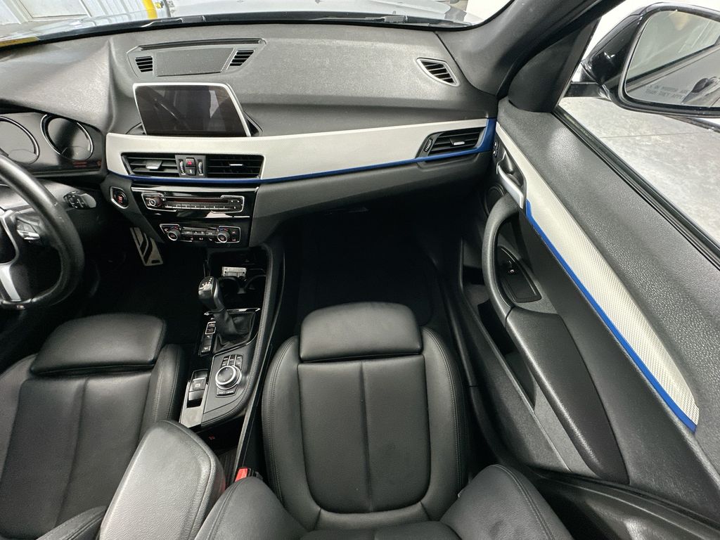 BMWX111