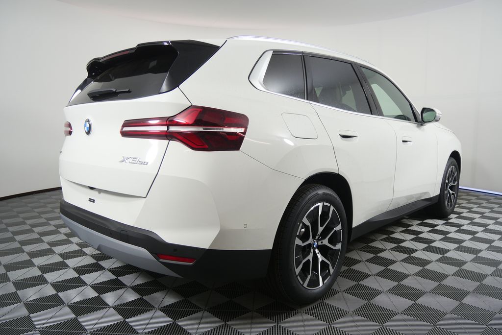 Thumbnail: 2026 BMW X3 - 3