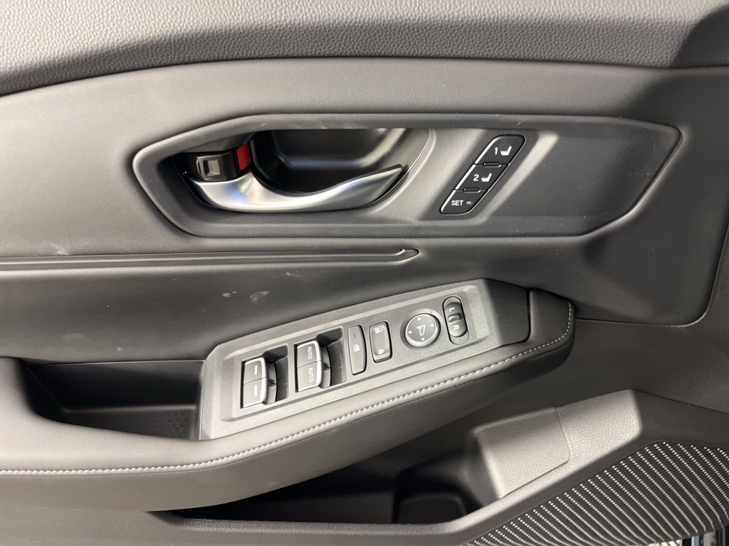 Thumbnail: 2025 Honda Accord - 27
