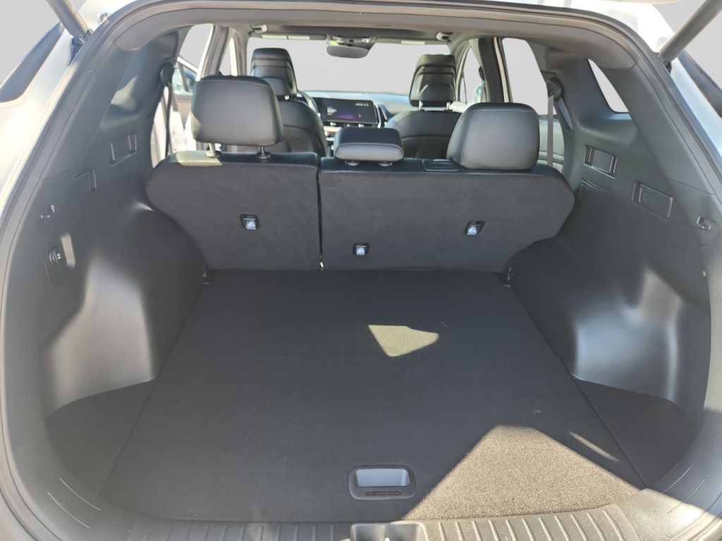 2024 Kia Sportage X-Line White at South Hills Kia