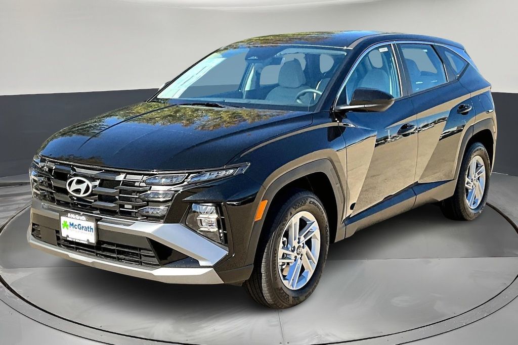 New 2026 Black Hyundai SE image 2