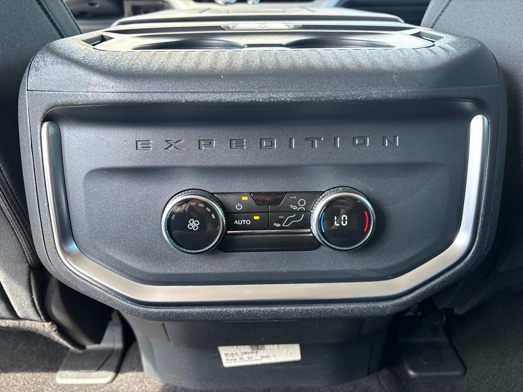 Used 2025 Ford Expedition SUV
