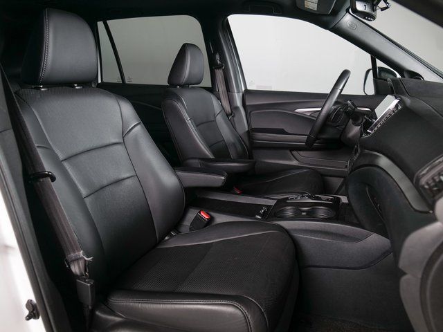Used 2023 White Honda EX-L image 3