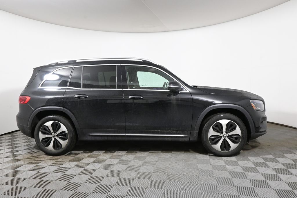 Thumbnail: 2026 Mercedes-Benz GLB - 8