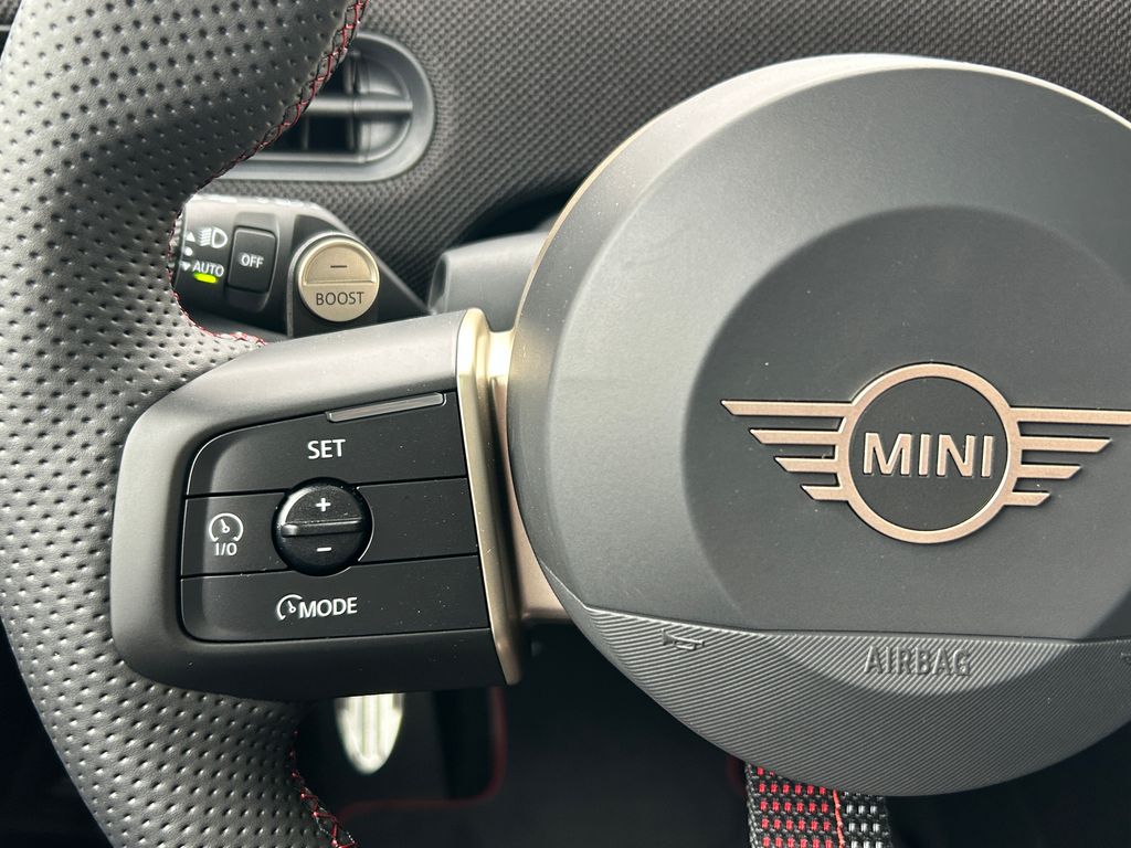 Thumbnail: 2026 MINI Cooper - 17