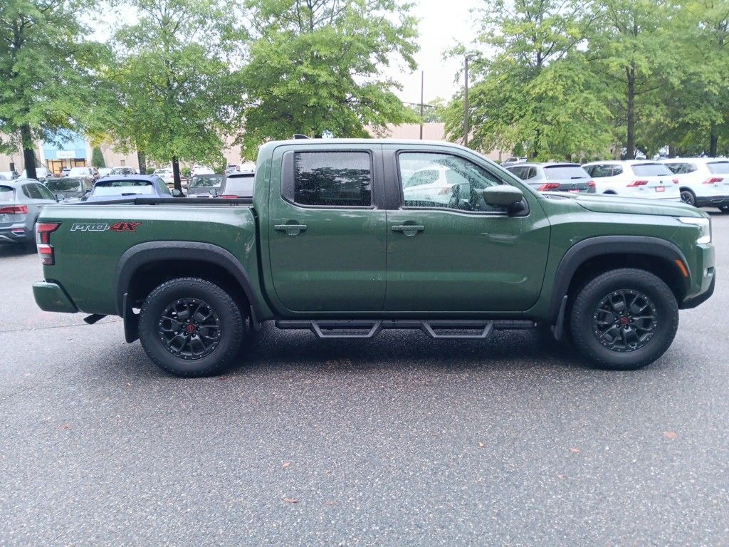 2022 Nissan Frontier PRO-4X 6