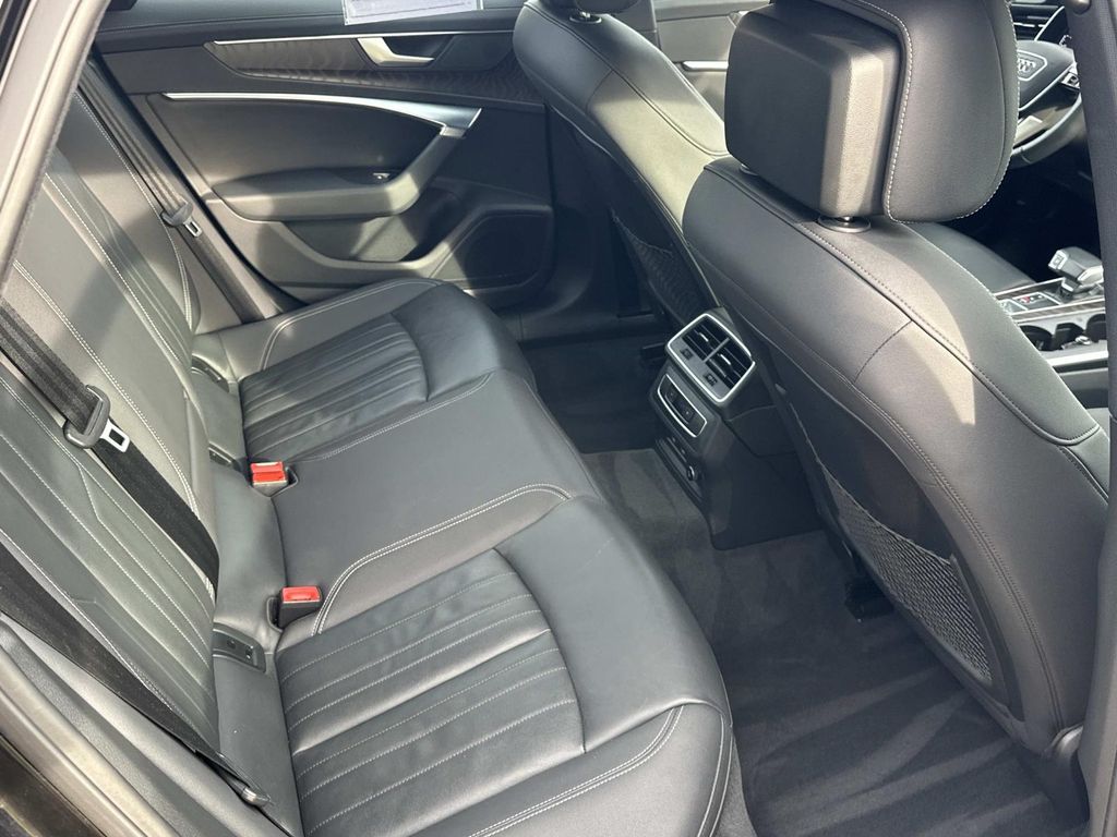 Thumbnail: 2021 Audi A6 - 22