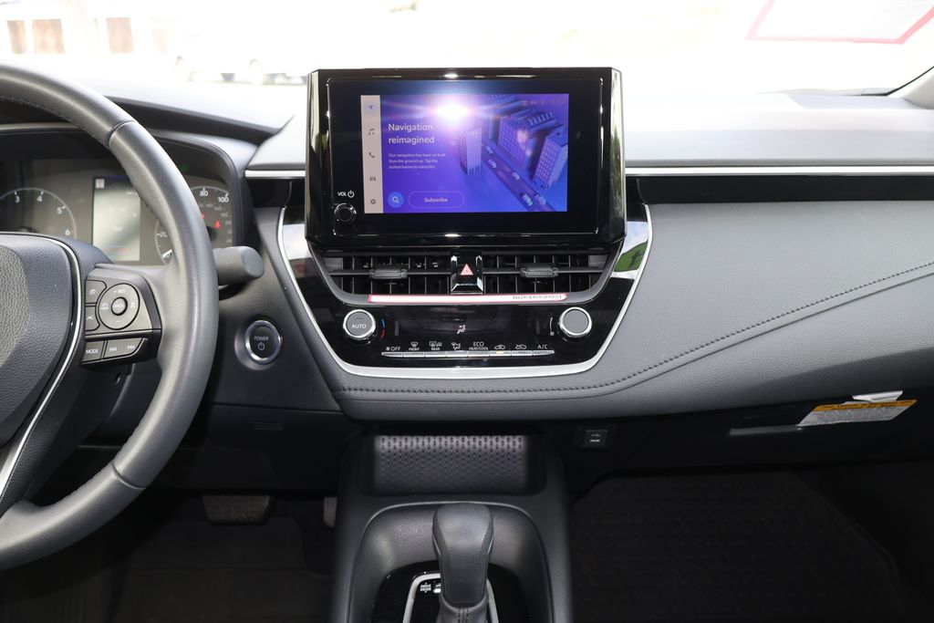 2024 Toyota Corolla SE 14