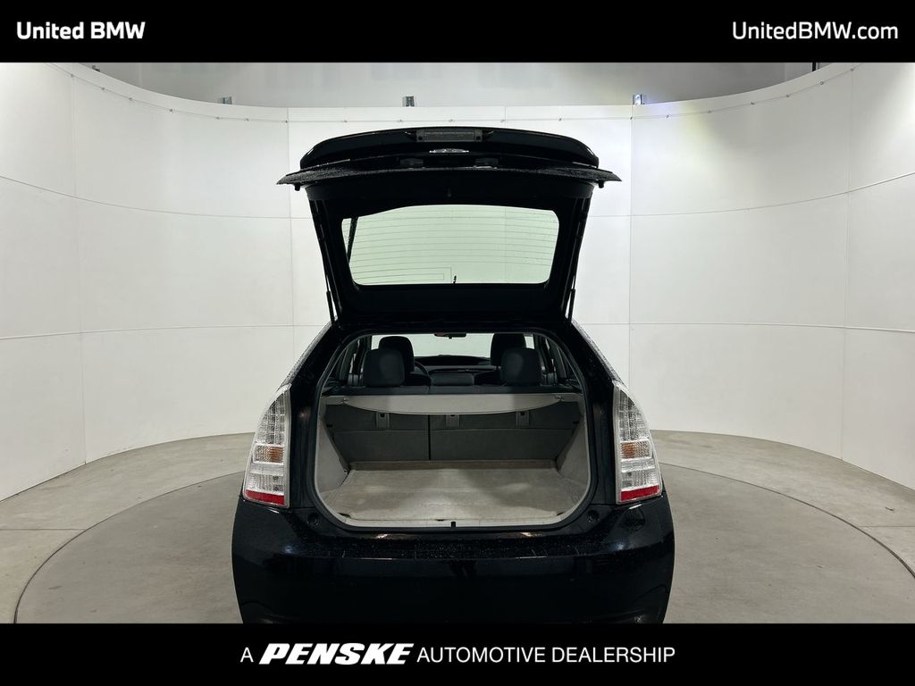 2011 Toyota Prius  19