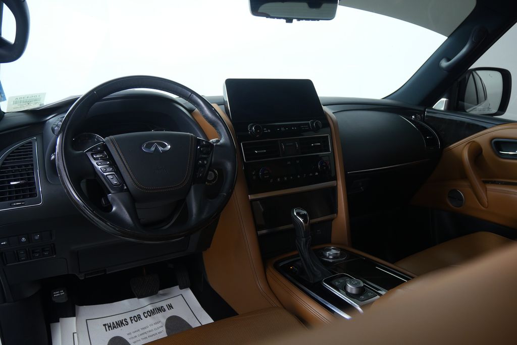 Thumbnail: 2023 INFINITI QX80 - 21