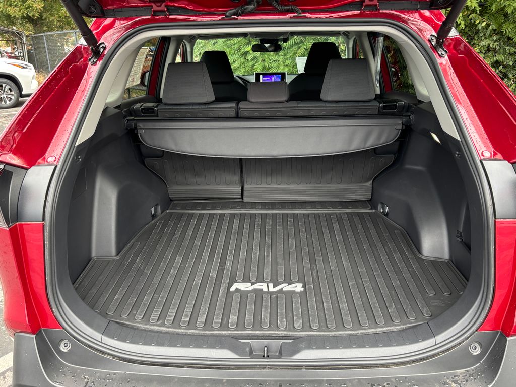 Thumbnail: 2025 Toyota RAV4 - 30