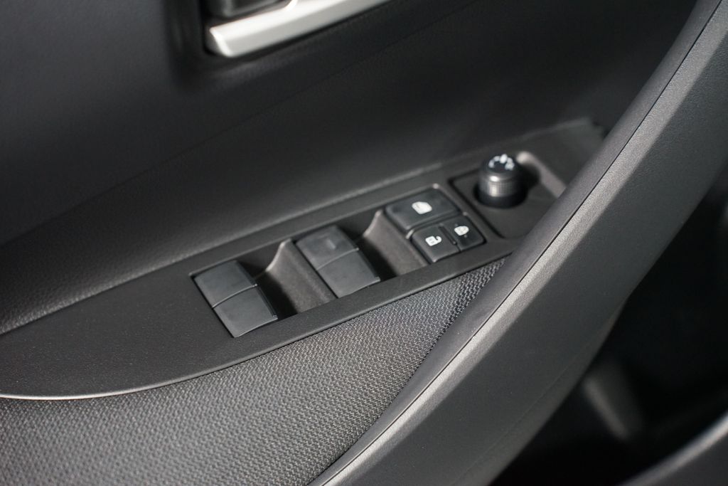 Thumbnail: 2026 Toyota Corolla - 31