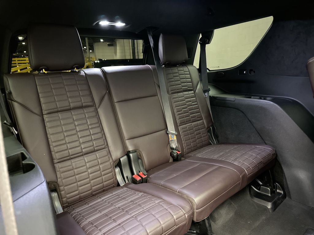 2021 Cadillac Escalade Sport Platinum 9