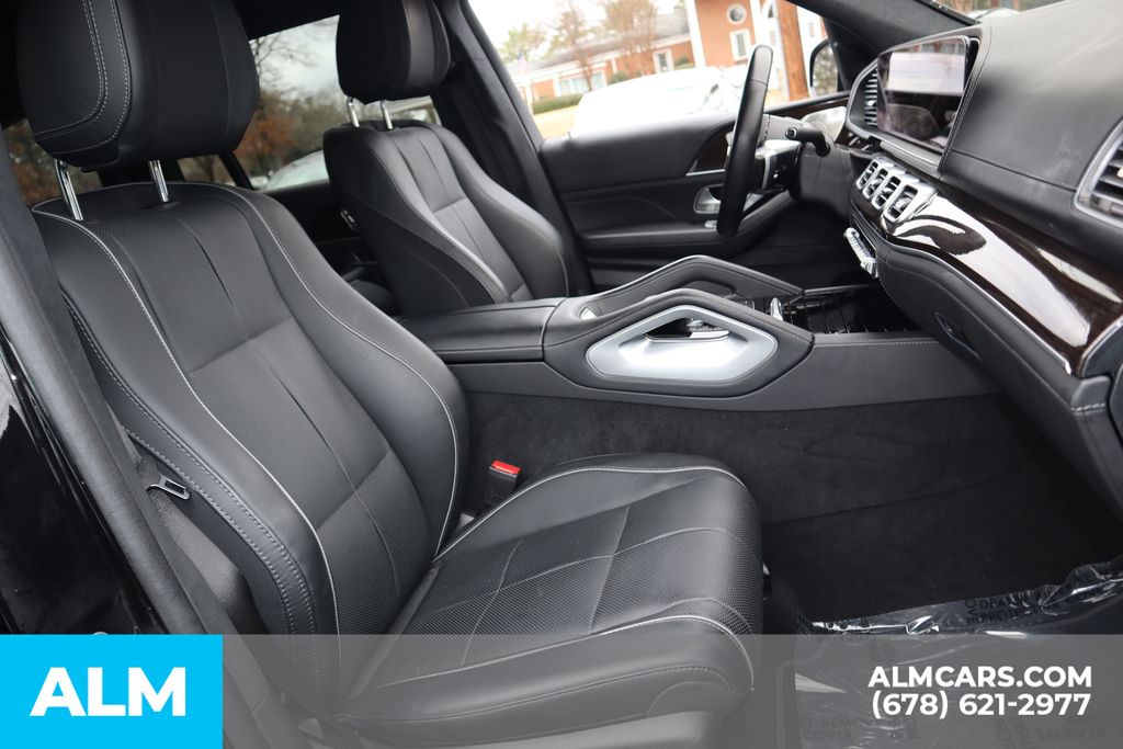 Used 2024 Black Mercedes-Benz GLS 580 image 28