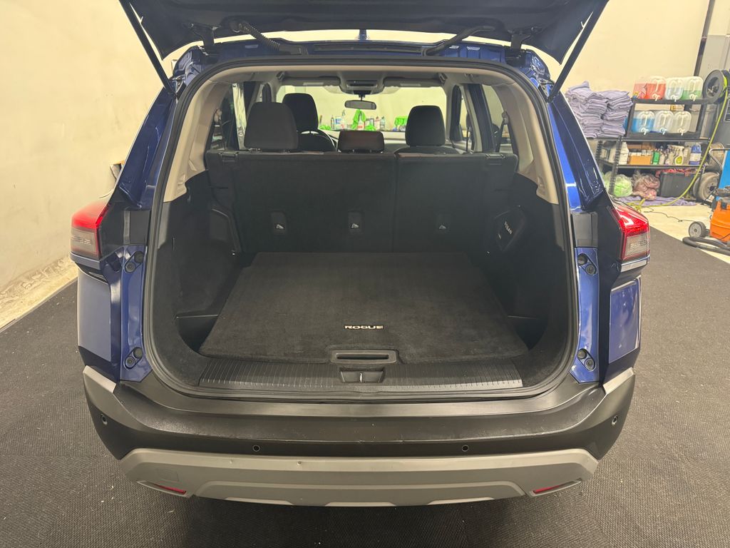 2022 Nissan Rogue SV