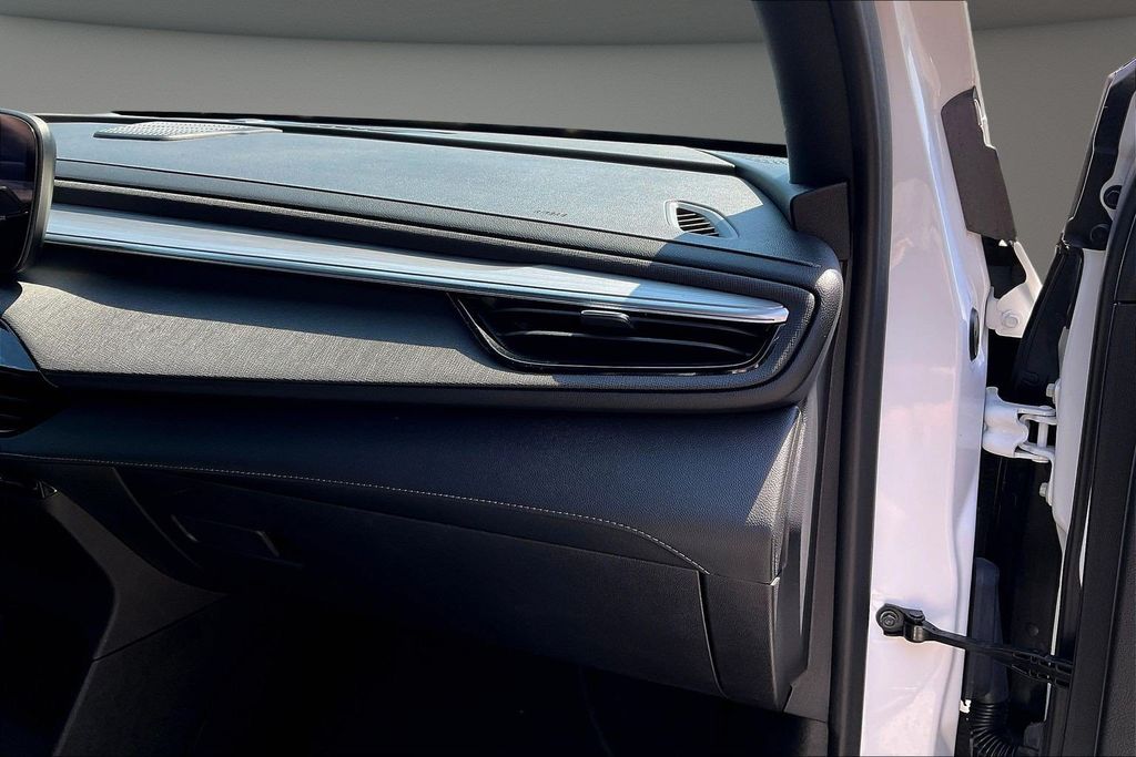Used 2025 Buick Enclave SUV