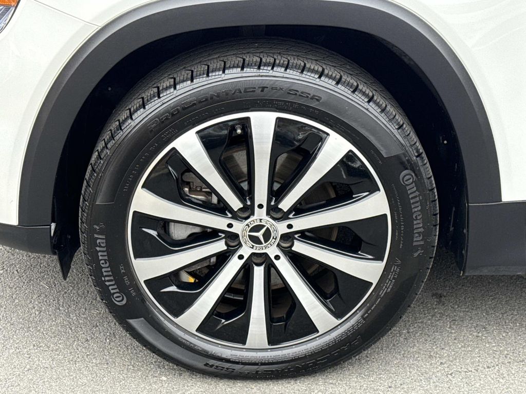 Thumbnail: 2022 Mercedes-Benz GLB - 14