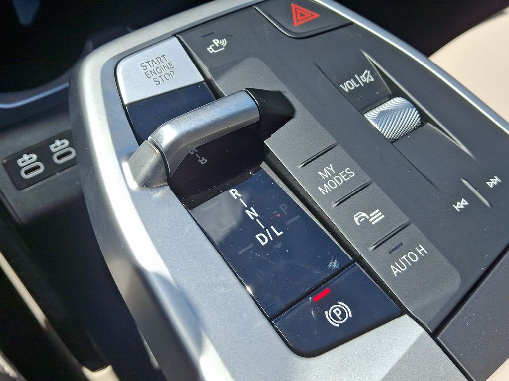 2025 BMW X1 xDrive28i 7