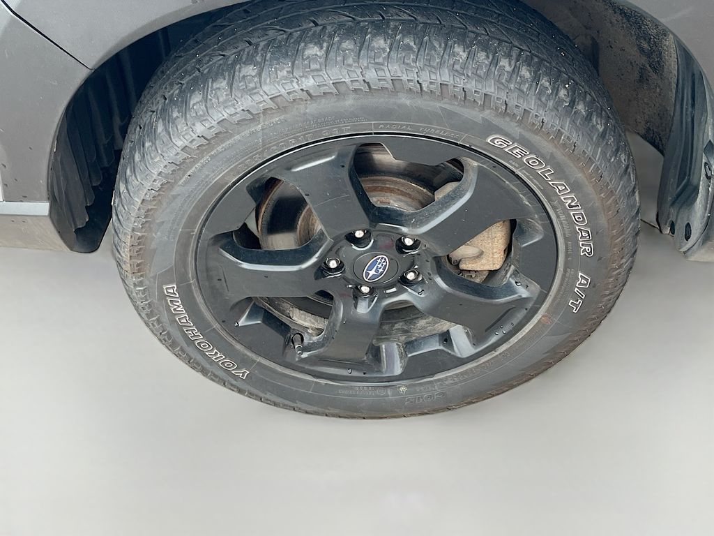 Used 2024 Silver Subaru Wilderness image 32