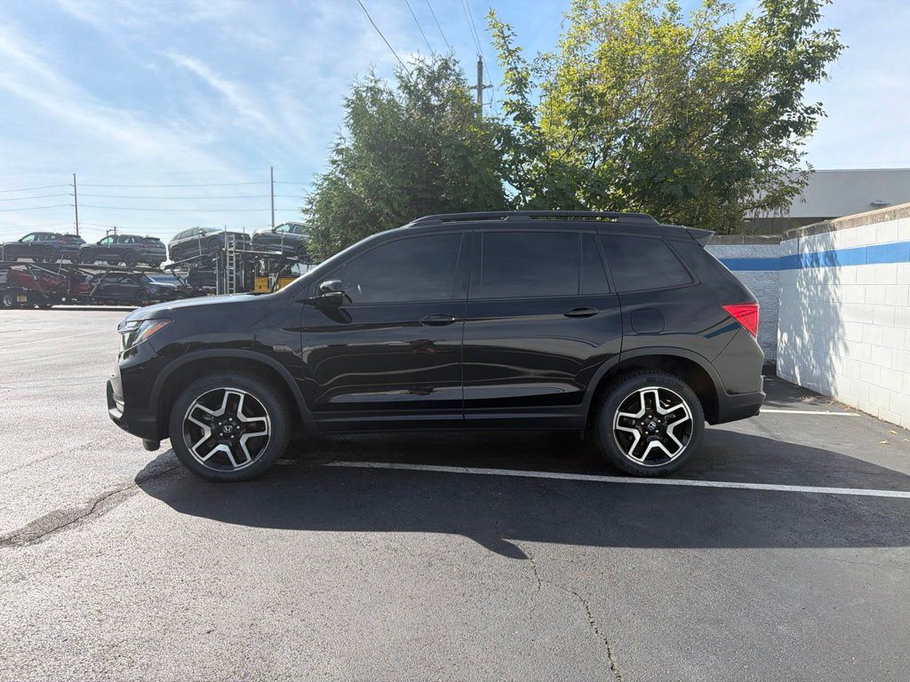 Thumbnail: 2023 Honda Passport - 2