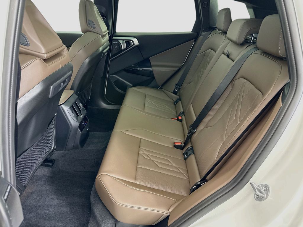 Thumbnail: 2026 BMW X3 - 19