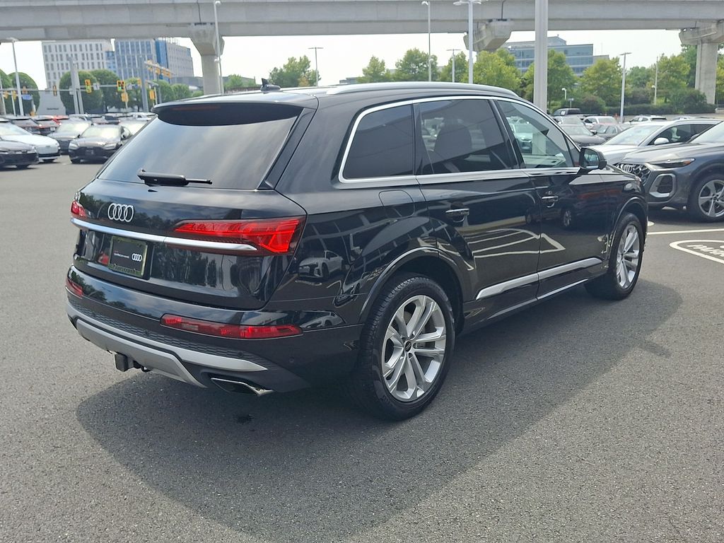 Thumbnail: 2025 Audi Q7 - 4