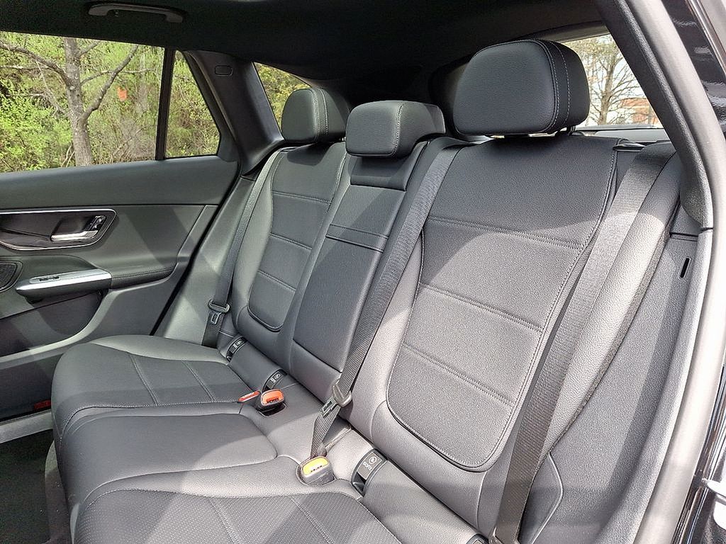 Thumbnail: 2025 Mercedes-Benz GLC - 6