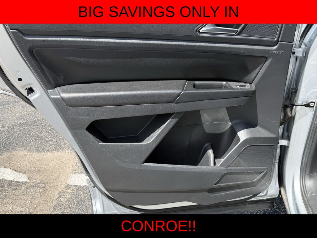 2018 Volkswagen Atlas 3.6L V6 SE Silver at Community Toyota