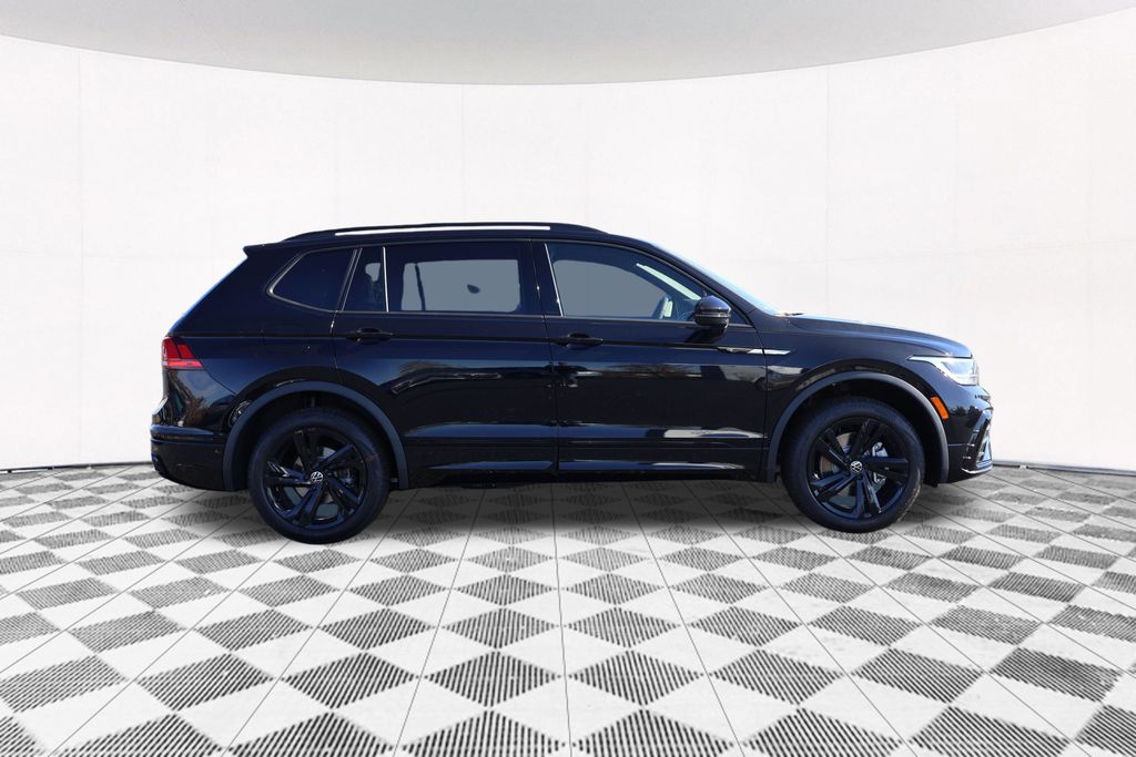 2024 Volkswagen Tiguan 2.0T SE R-Line Black 8