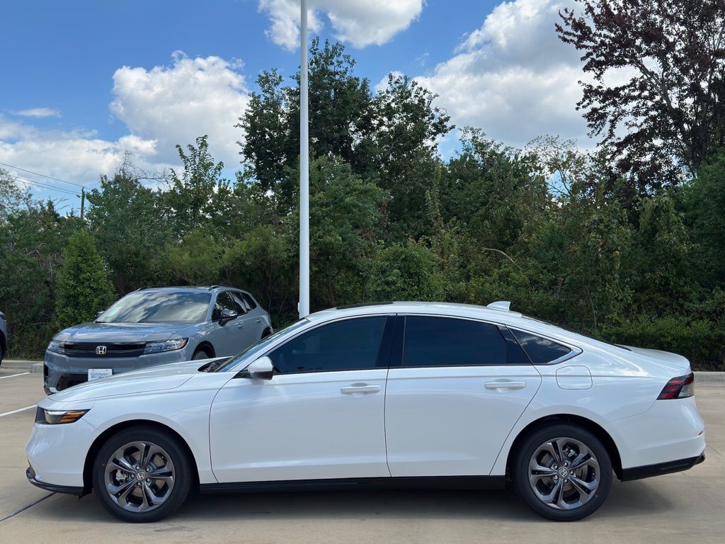 2025 Honda Accord Hybrid EX-L White at Community Honda