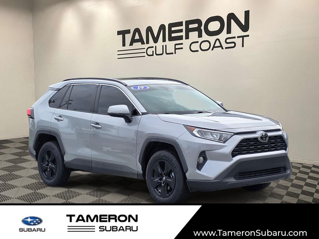 Silver Sky Metallic 2019 Toyota RAV4 SUV / Crossover Front-Wheel Drive 8-Speed Automatic