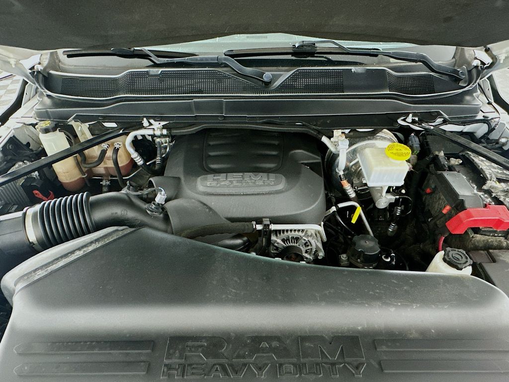 Used 2020 White Ram Tradesman image 33