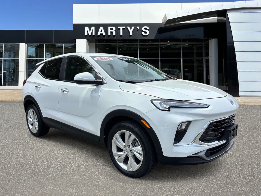 Summit White 2025 Buick Encore GX Preferred AWD SUV / Crossover All-Wheel Drive 9-Speed Automatic