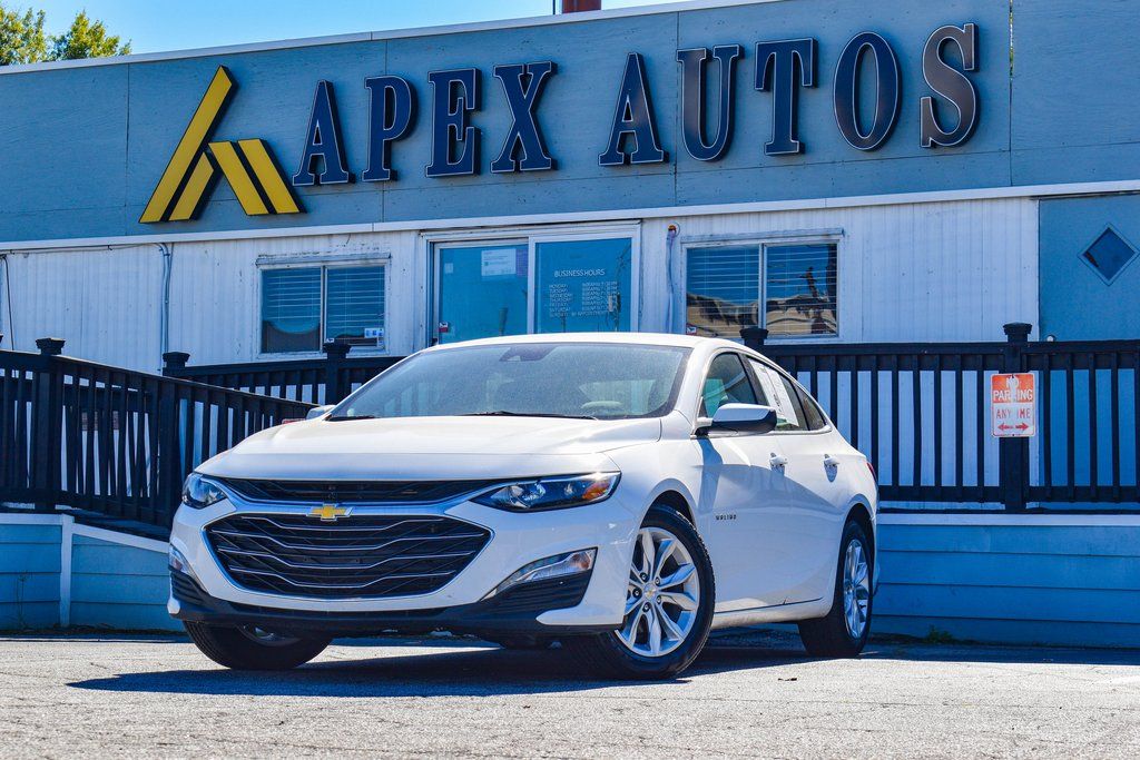 2024 Chevrolet Malibu LT with 1LT FWD