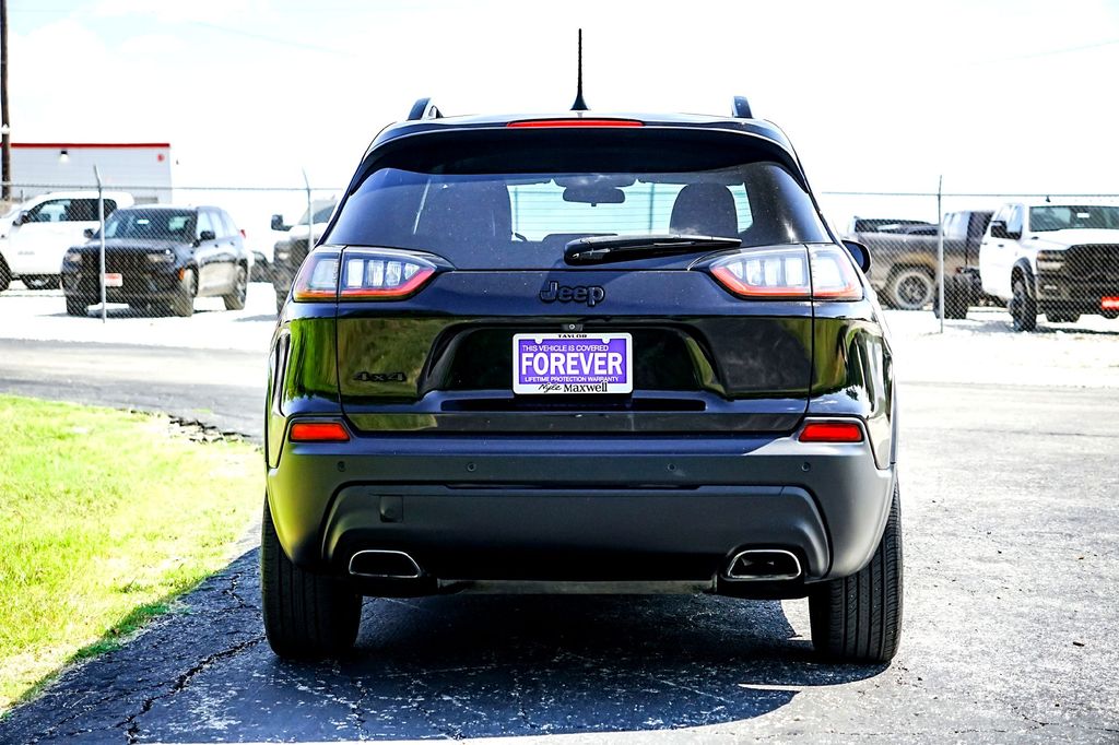 Used Car 2019 Jeep Cherokee  Altitude For Sale Under $20,000 In Taylor, Texas