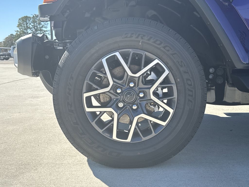 2026 Jeep Wrangler Sahara - 8