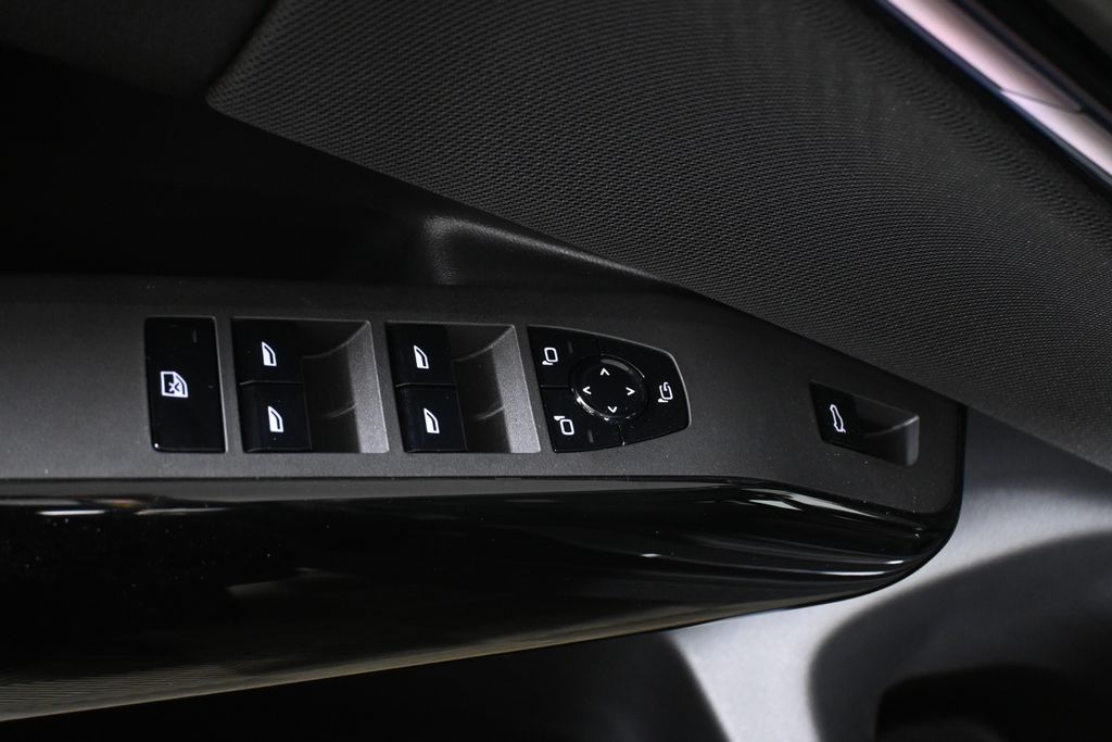 Thumbnail: 2026 BMW X3 - 30